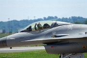 ZG45_014 F-16 demo pilot