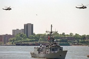 USS Elrod (FFG 55) frigate on parade route