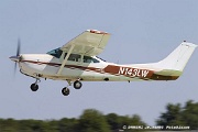 MH01_157 Cessna R182 Skylane RG C/N R18201265, N143LW