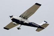 PG27_074 Cessna 172N Skyhawk C/N 17272207, N8466E