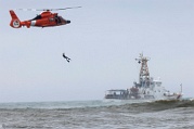 220528_042 US Coast Guard SAR Demo
