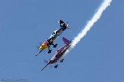 WD06_0399 Kevin Coleman in his Extra 300 and Bill Stein in his Zivko Edge